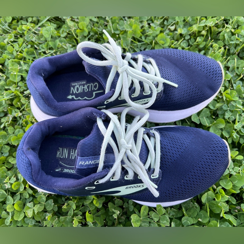 Brooks Range Woman’s Navy Blue & Green Running Athletic Outdoor Shoes Size 7.5 - Picture 2 of 12